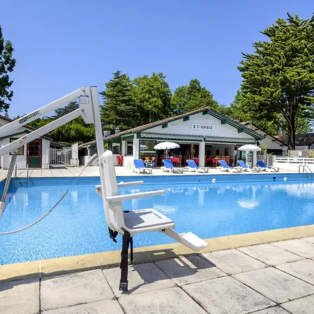 Village Club Le Saint Ignace 度假村 3*