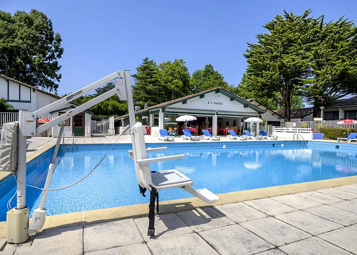 Village Club Le Saint Ignace Ośrodek wypoczynkowy 3*